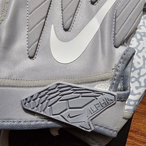 Nike Superbad Football Gloves Grey White 3XL Receiver Padded Rubber Camo New - Picture 7 of 12
